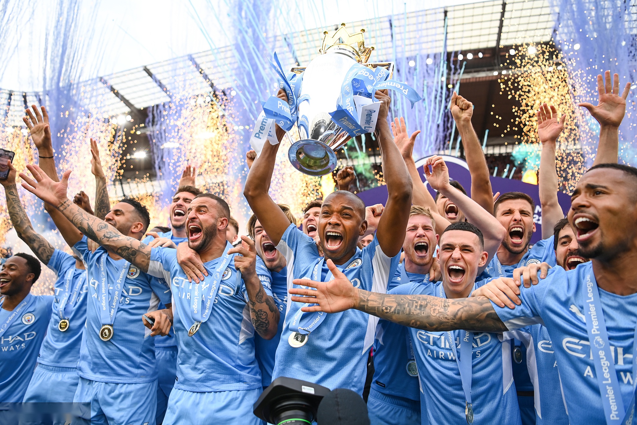 的犯规争议 的犯规争议